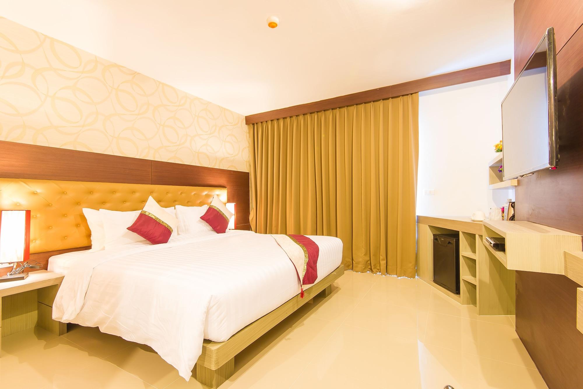 Hemingways Silk Hotel Patong Exterior foto