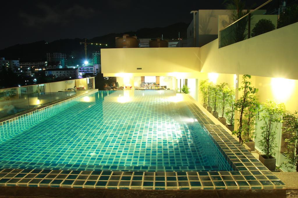 Hemingways Silk Hotel Patong Exterior foto